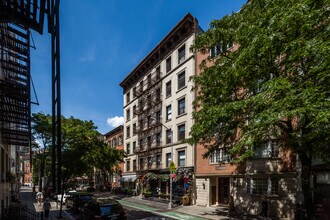 199 Prince St in New York, NY - Building Photo - Building Photo