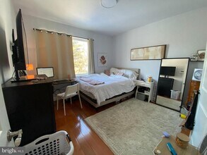 634 N 13th St in Philadelphia, PA - Building Photo - Building Photo