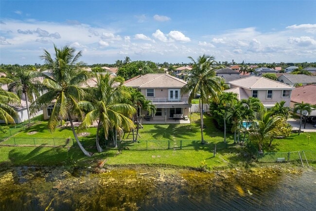 18061 SW 18th St in Miramar, FL - Foto de edificio - Building Photo