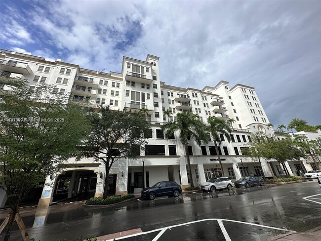 4100 Salzedo St in Coral Gables, FL - Building Photo - Building Photo