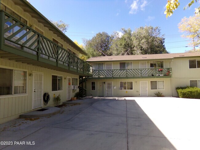 314 S Virginia St-Unit -6 in Prescott, AZ - Building Photo - Building Photo