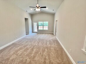 9107 Eagle Trce Dr SE in Owens Cross Roads, AL - Building Photo - Building Photo