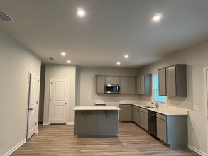 114 Old Field Run in Richmond Hill, GA - Building Photo - Building Photo