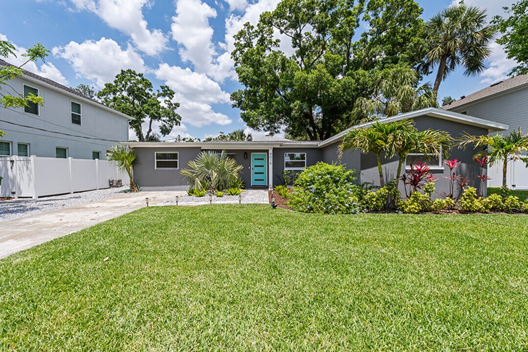 4015 W North A St in Tampa, FL - Building Photo