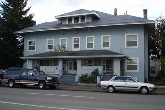 222 1st Ave E in Albany, OR - Building Photo - Primary Photo