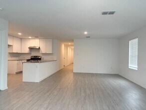 7726 Nessie Trl in San Antonio, TX - Building Photo - Building Photo