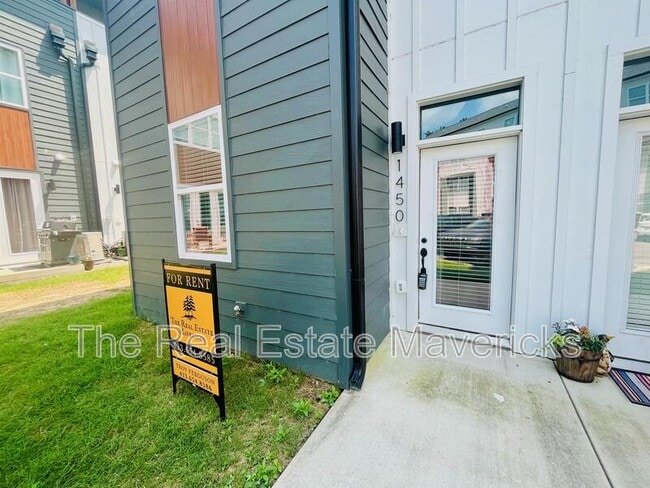 property at 1450 Stockyard Pl