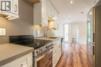 91 WELLINGTON St in Hamilton, ON - Building Photo - Building Photo