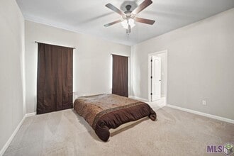 692 Pine Hollow Dr in Gonzales, LA - Building Photo - Building Photo