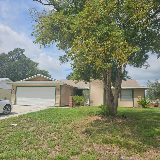 801 Cinnamon Dr in Winter Haven, FL - Building Photo - Building Photo