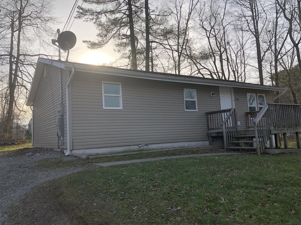 900 Hartley Ave in Beckley, WV - Building Photo