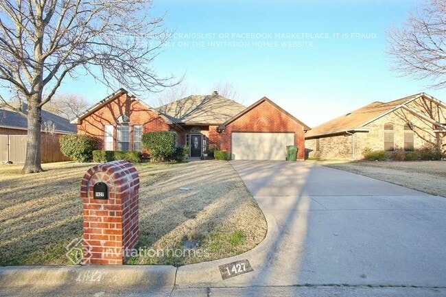 property at 1427 New Haven Dr