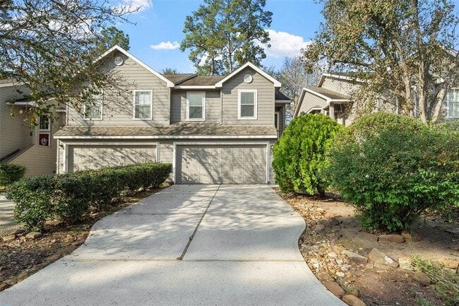 property at 131 N Villa Oaks Dr