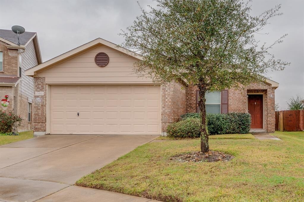 15911 Arapaho Bend Ln in Cypress, TX - Building Photo