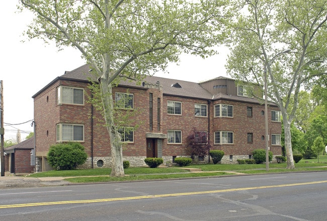 6475-6479 Nottingham Ave in St. Louis, MO - Foto de edificio - Building Photo