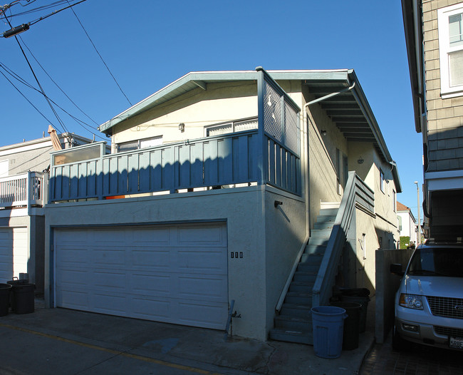 118 44th St in Newport Beach, CA - Foto de edificio - Building Photo