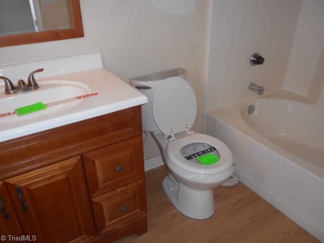 3604 Markham Rd in Greensboro, NC - Building Photo - Building Photo