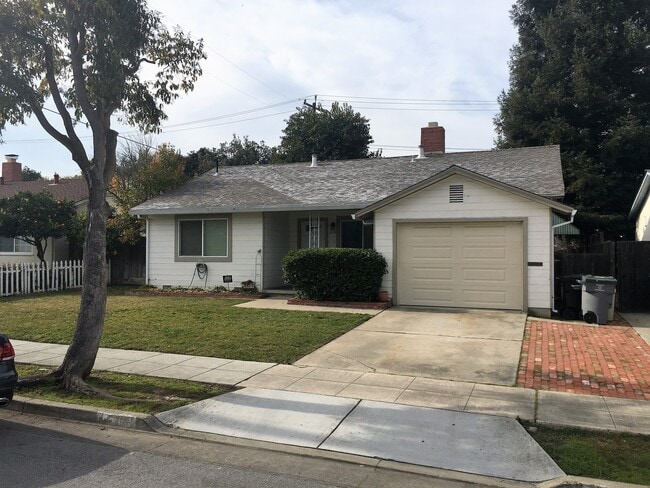839 S Knickerbocker Dr in Sunnyvale, CA - Building Photo - Building Photo