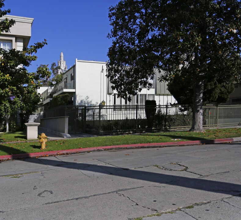 729 Windsor Blvd in Los Angeles, CA - Building Photo