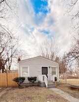 19457 Evergreen Rd in Detroit, MI - Building Photo