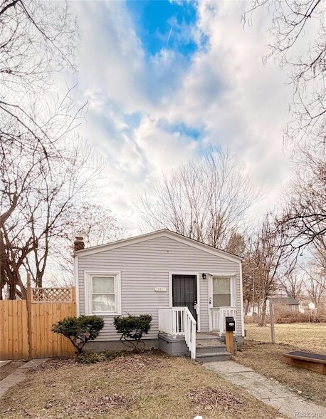 property at 19457 Evergreen Rd