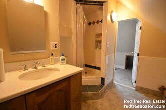305 Central St in Auburndale, MA - Building Photo - Building Photo
