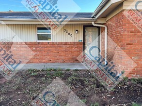 3300 Pleasant Dr in Midwest City, OK - Building Photo - Building Photo