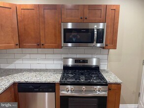 3229 Hurley St in Philadelphia, PA - Building Photo - Building Photo