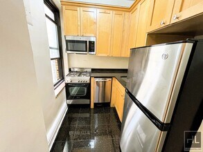 SECOND AVENUE in New York, NY - Building Photo - Building Photo