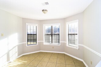 5921 Pecan Trce in Memphis, TN - Building Photo - Building Photo