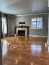 2607 Erskine Ln in Hayward, CA - Building Photo - Building Photo