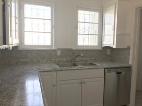 1422 Alvira St, Unit 1422 in Los Angeles, CA - Building Photo - Building Photo