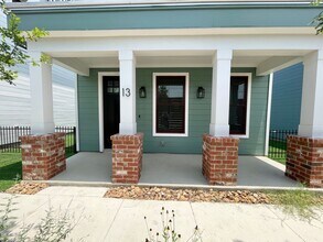 311 E Evergreen St in San Antonio, TX - Building Photo - Building Photo