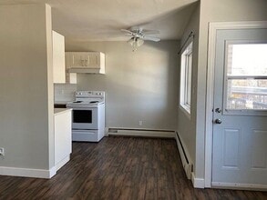 11821-11105 105 St in Edmonton, AB - Building Photo - Building Photo