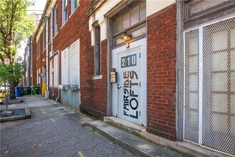 210 Walker St SW in Atlanta, GA - Building Photo - Building Photo