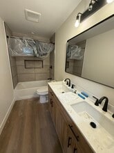 14466 Brand Blvd in San Fernando, CA - Building Photo - Building Photo