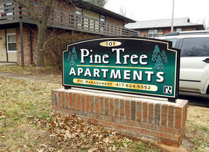 Pine Tree Apartments in Nixa, MO - Building Photo - Building Photo