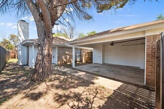 3328 Green Ridge St in Fort Worth, TX - Building Photo - Building Photo