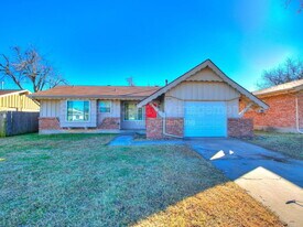6744 NW 52nd St in Bethany, OK - Building Photo