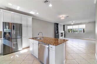 407 SE 13th St in Fort Lauderdale, FL - Building Photo - Building Photo