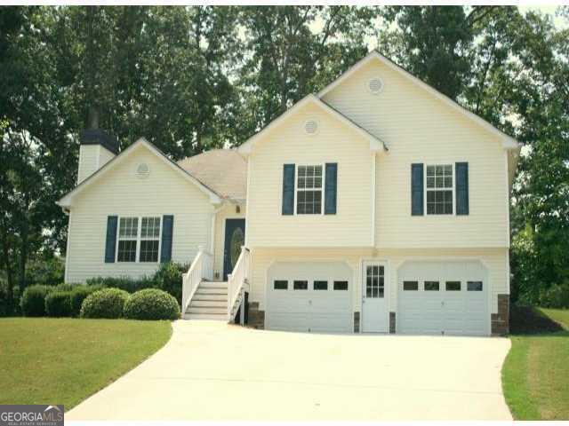 125 Jake Taylor Dr in Acworth, GA - Building Photo