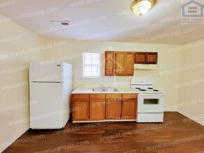 844 Bybee Branch Rd in McMinnville, TN - Building Photo - Building Photo