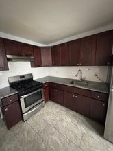 841 Bridge St in Philadelphia, PA - Building Photo - Building Photo