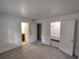 600 Reusens Rd in Lynchburg, VA - Building Photo