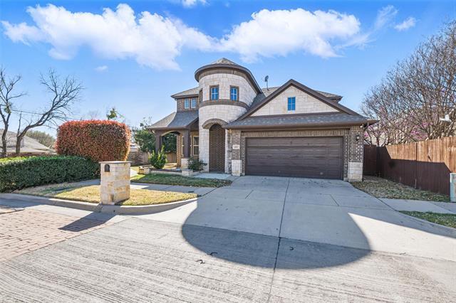 601 Crestridge Cir in Euless, TX - Building Photo - Building Photo