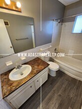 9415 Ballentine St in Overland Park, KS - Building Photo - Building Photo