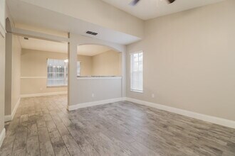 720 Oak Manor Cir in Orlando, FL - Building Photo - Building Photo