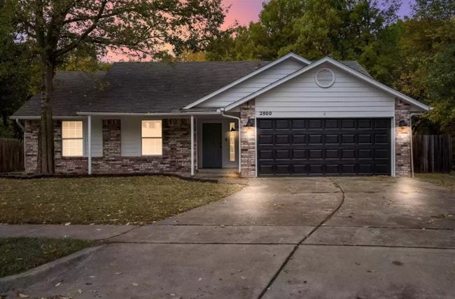 property at 2800 S Dogwood Ave