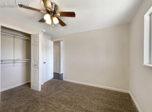 555 Avenida Del Cielo in Fountain, CO - Building Photo - Building Photo