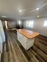 15207 E Mission Ave in Spokane Valley, WA - Foto de edificio - Building Photo